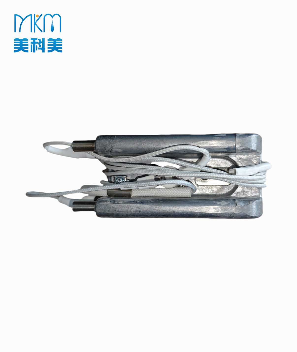 8109后面